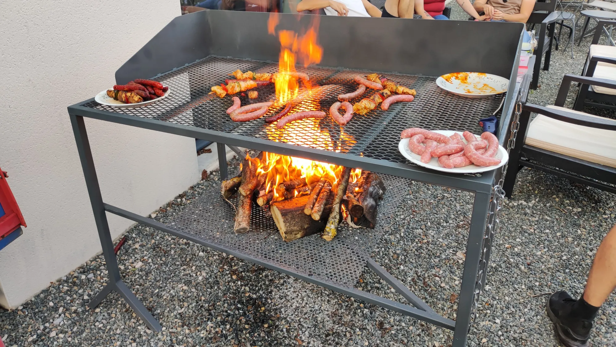 Barbecue en métal